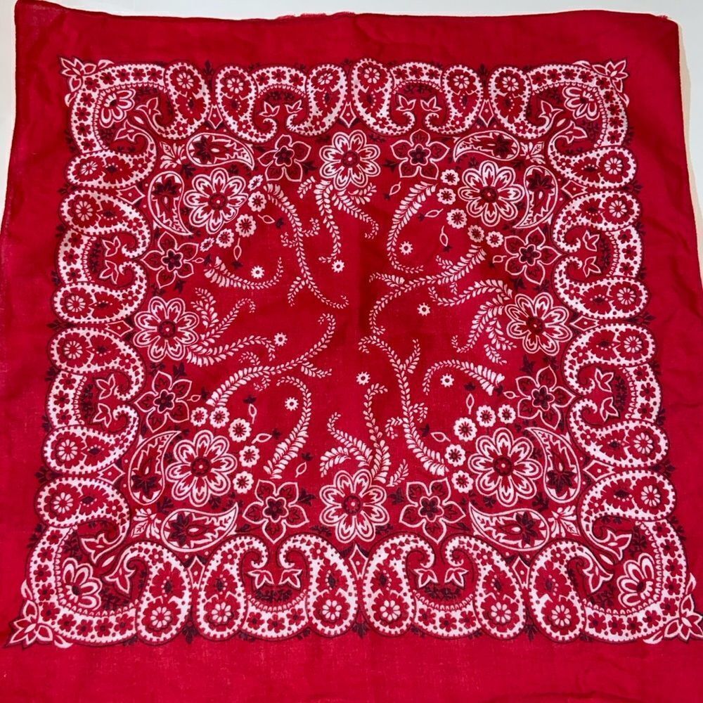 Vintage No Tag Red Paisley Bandana Size Appropriate 20X20
